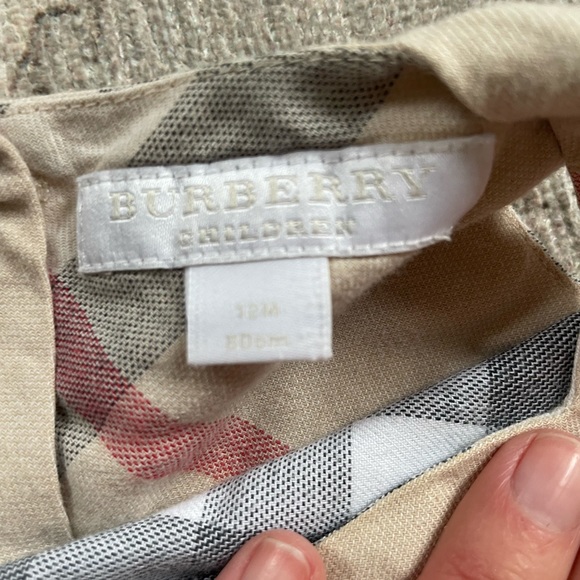 Authentic Burberry dress with matching bloomer - Picture 2 of 2